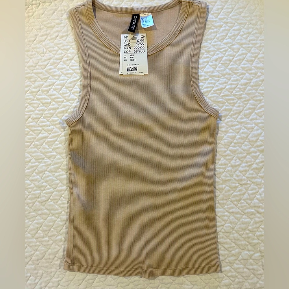 Tan ribbed tank top. Size XXS. NWT. Never worn/ perfect condition.